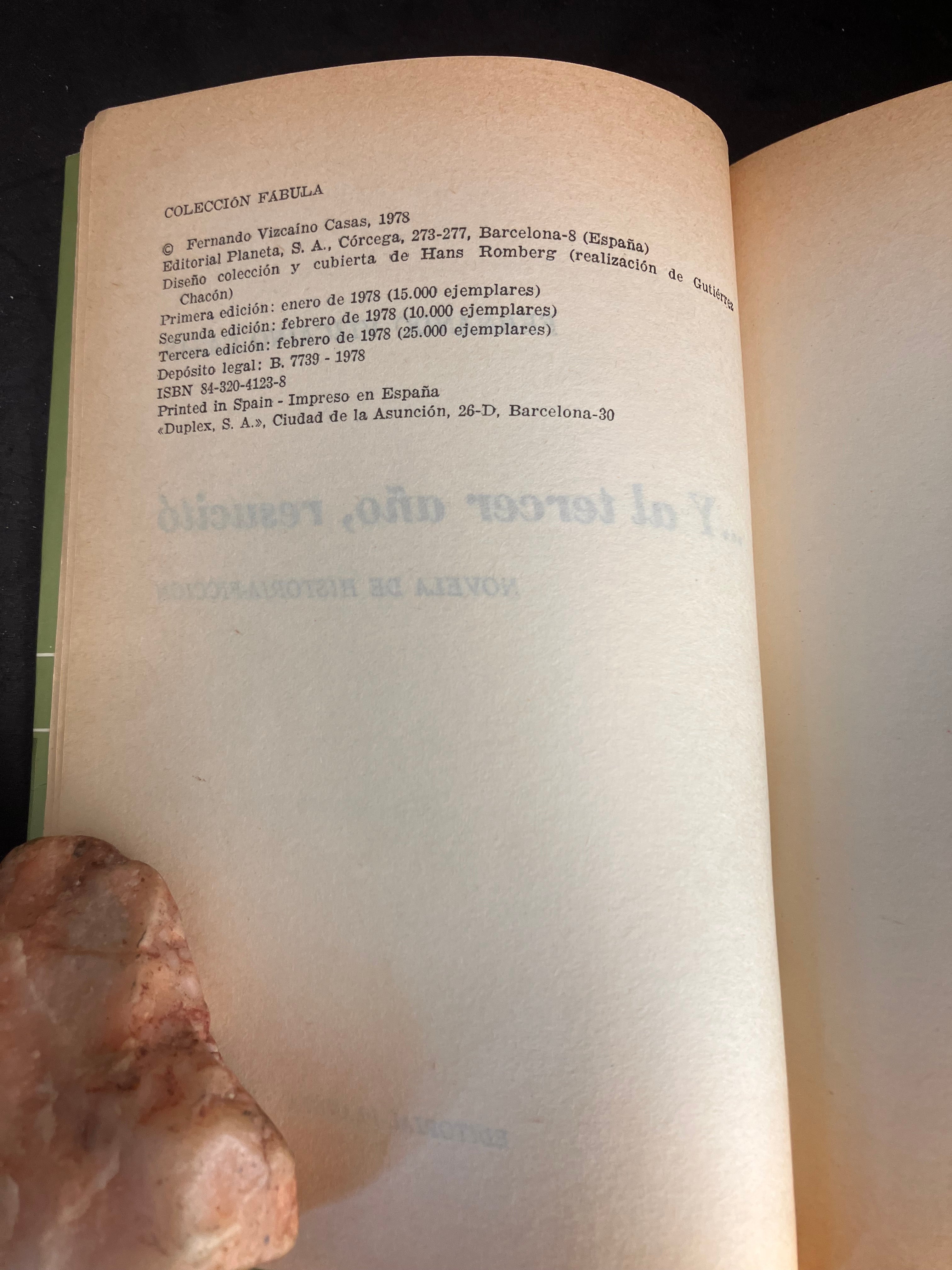 …y al tercer año, resucitó – Fernando Vizcaíno Casas (1978)
