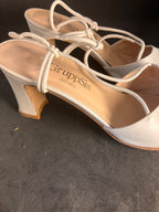 Sandales vintage en cuir blanc cassé – Pointure 36/37