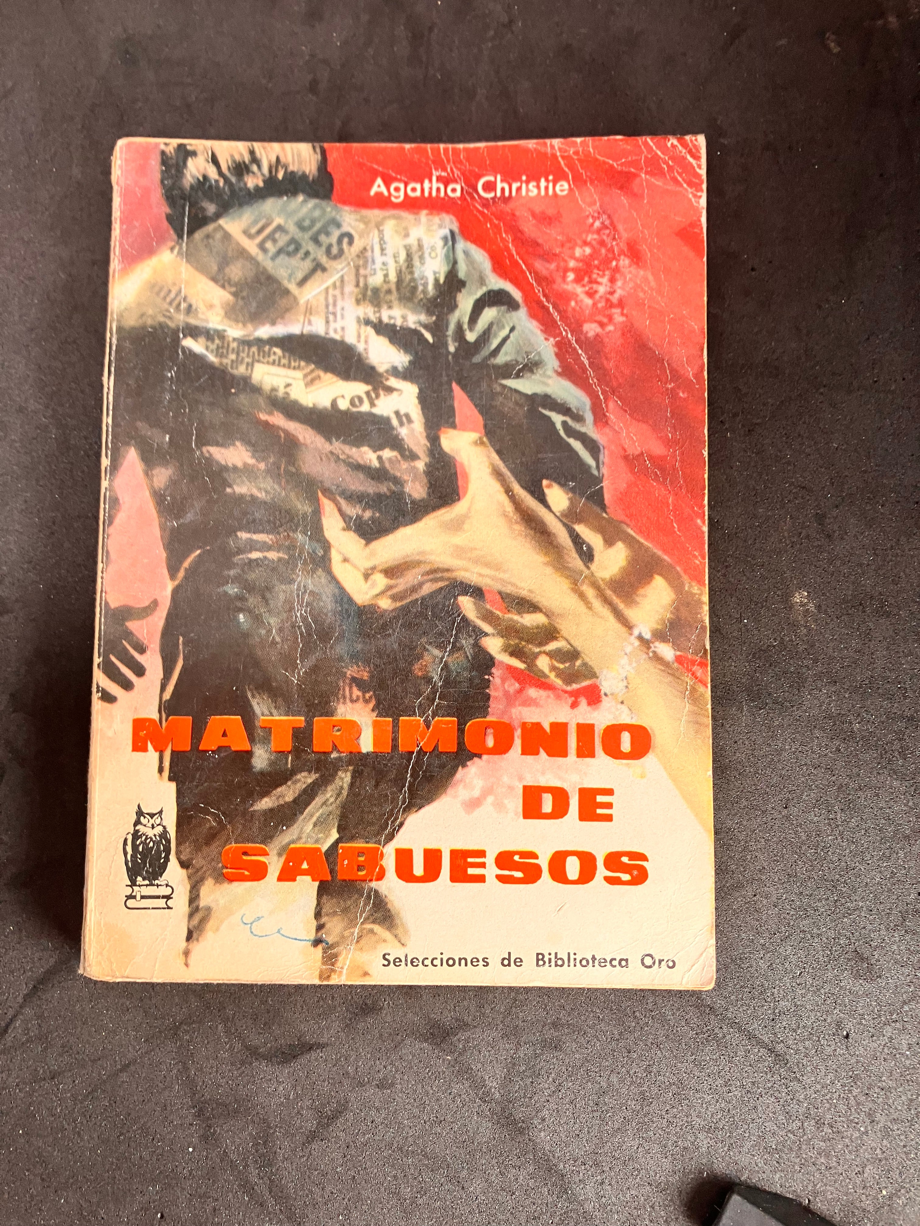 Matrimonio de sabuesos – Agatha Christie (Editorial Molino, Selecciones de Biblioteca Oro, 2ª edición, 1961, trad. Manuel Amechazurra)