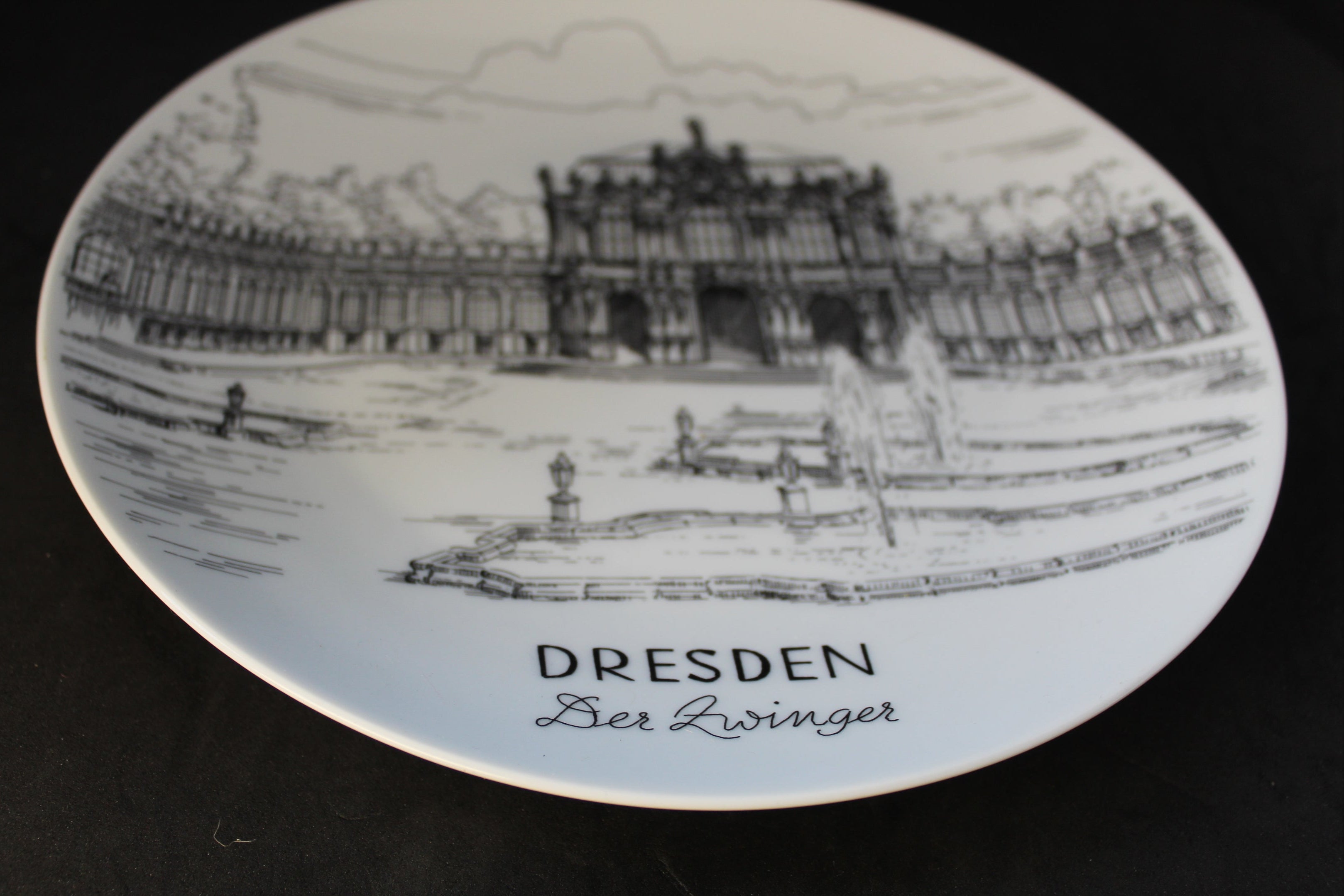 Assiette décorative murale Dresden – Der Zwinger (Uhlenhorst, fondée en 1879)