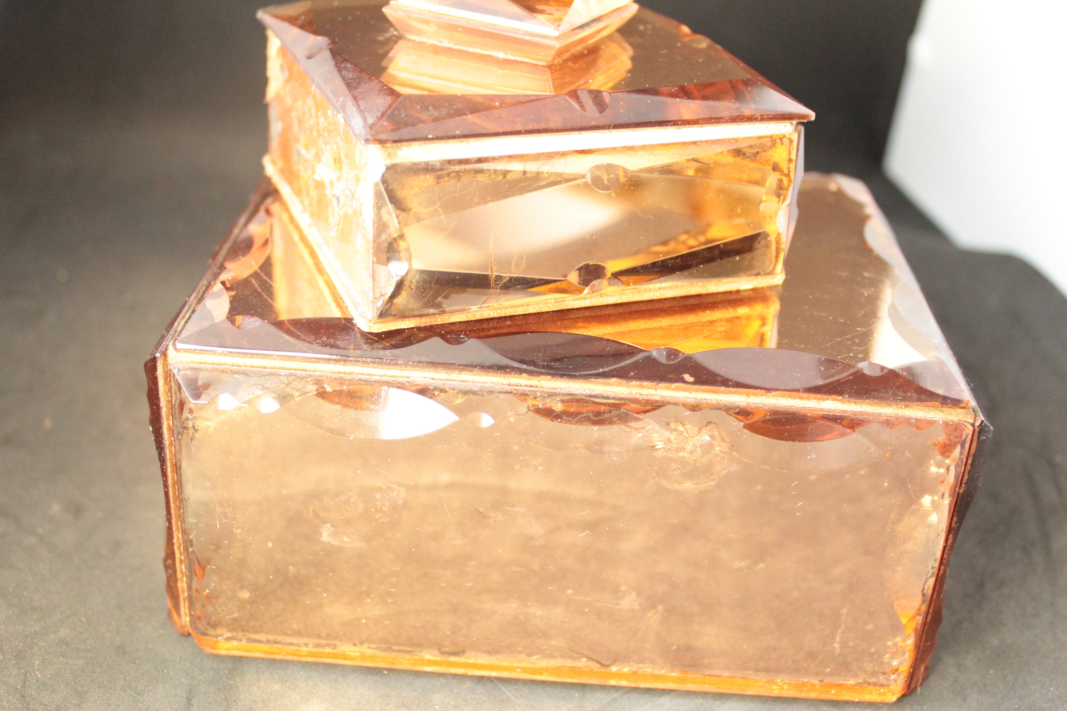 Ensemble Art Déco – Boîte à cigarettes & Tabatière miroir rose (années 50)