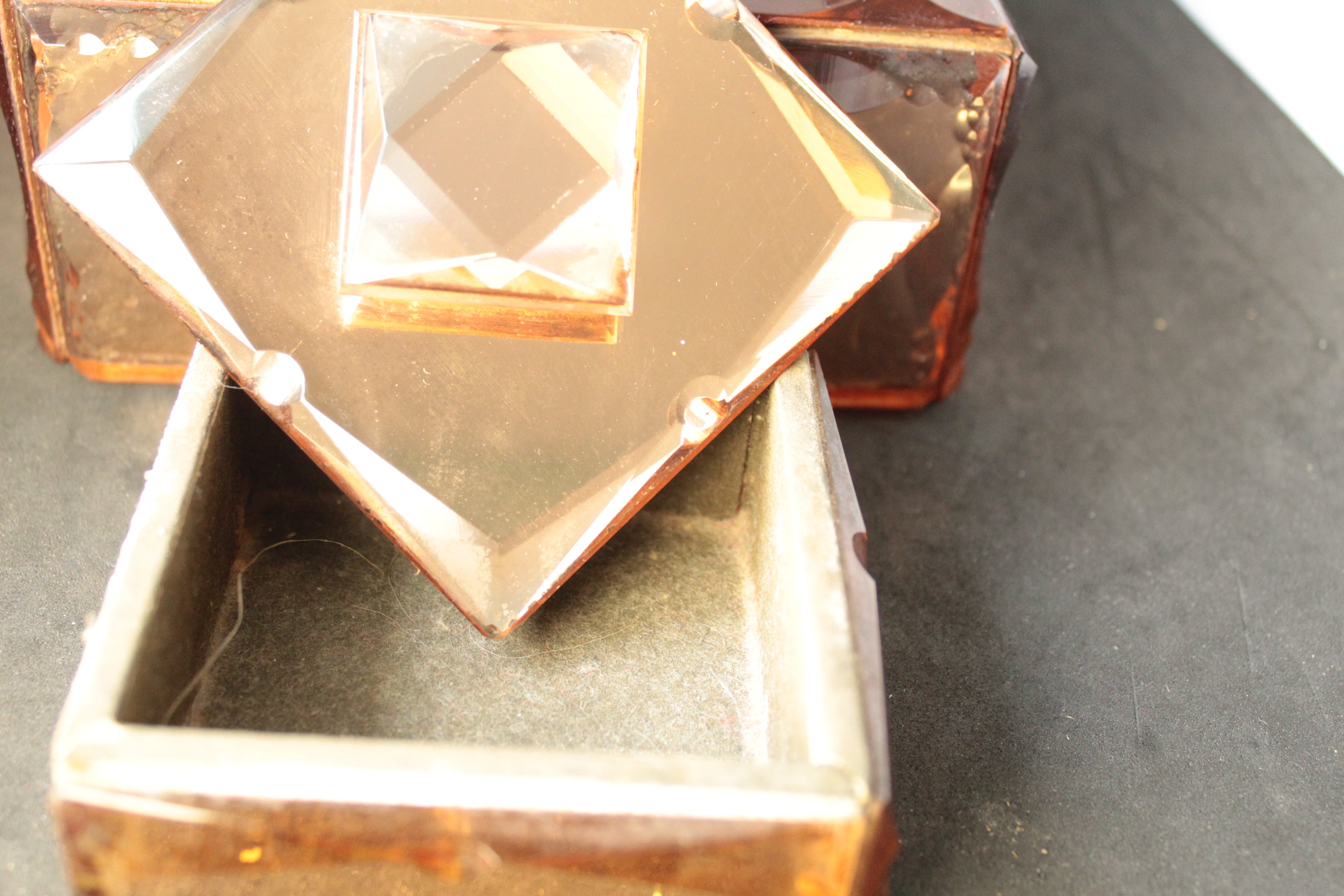 Ensemble Art Déco – Boîte à cigarettes & Tabatière miroir rose (années 50)