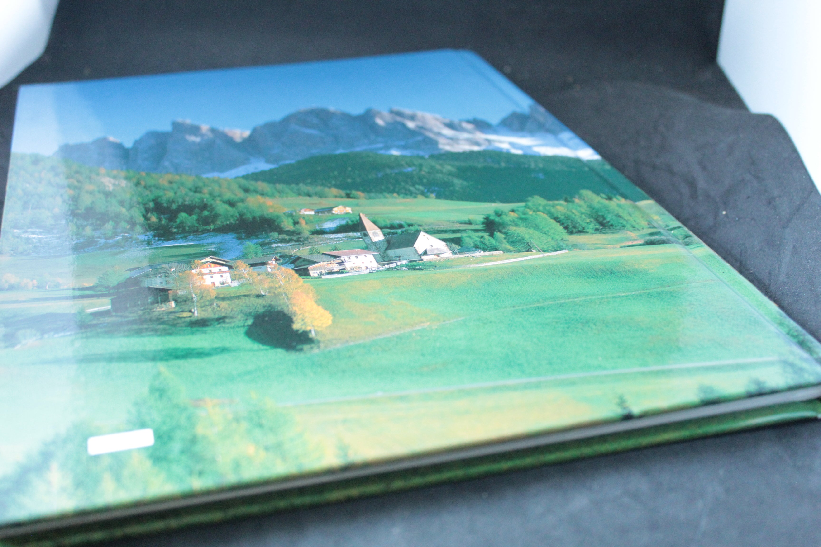 Le Tyrol — Éditions Minerva / France Loisirs (1994)