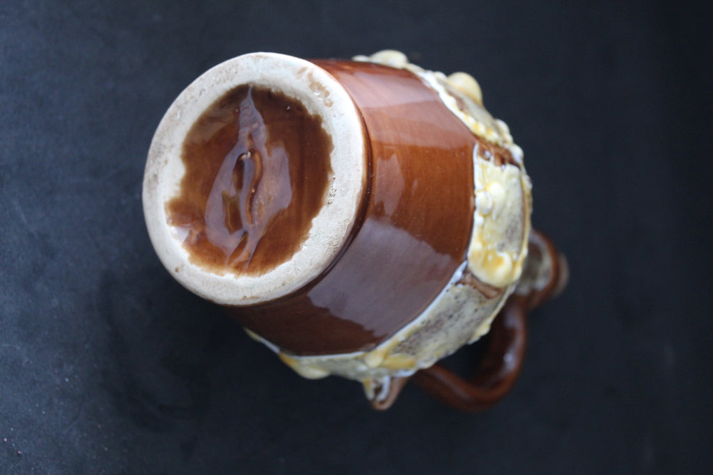 Cruche vintage en céramique – glaçure « Lava Drip » – années 70