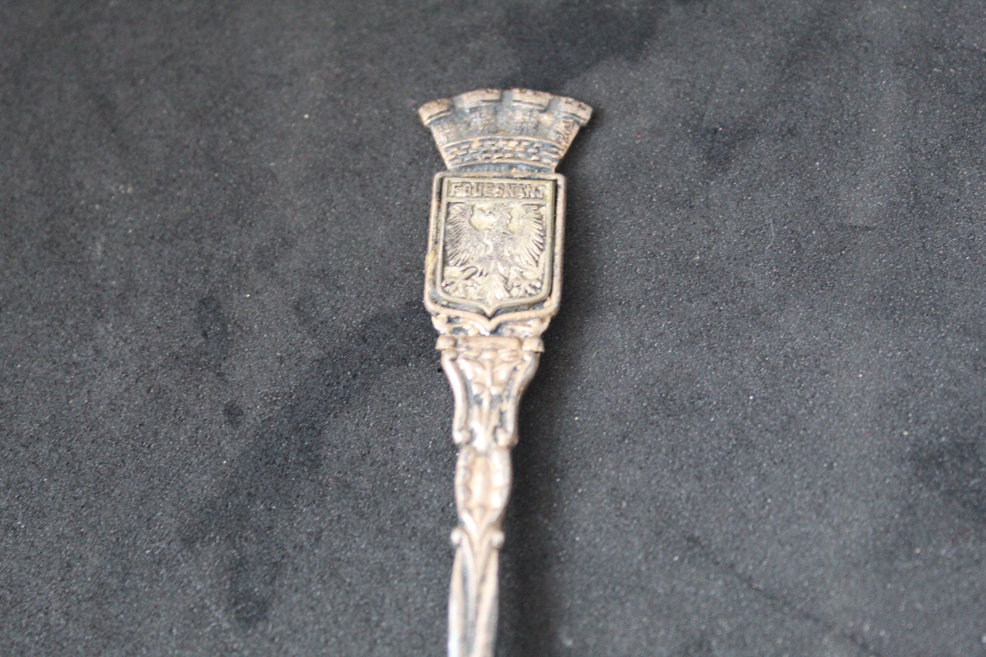 Cuillère souvenir ancienne FOUESNANT (Bretagne) – Aigle héraldique