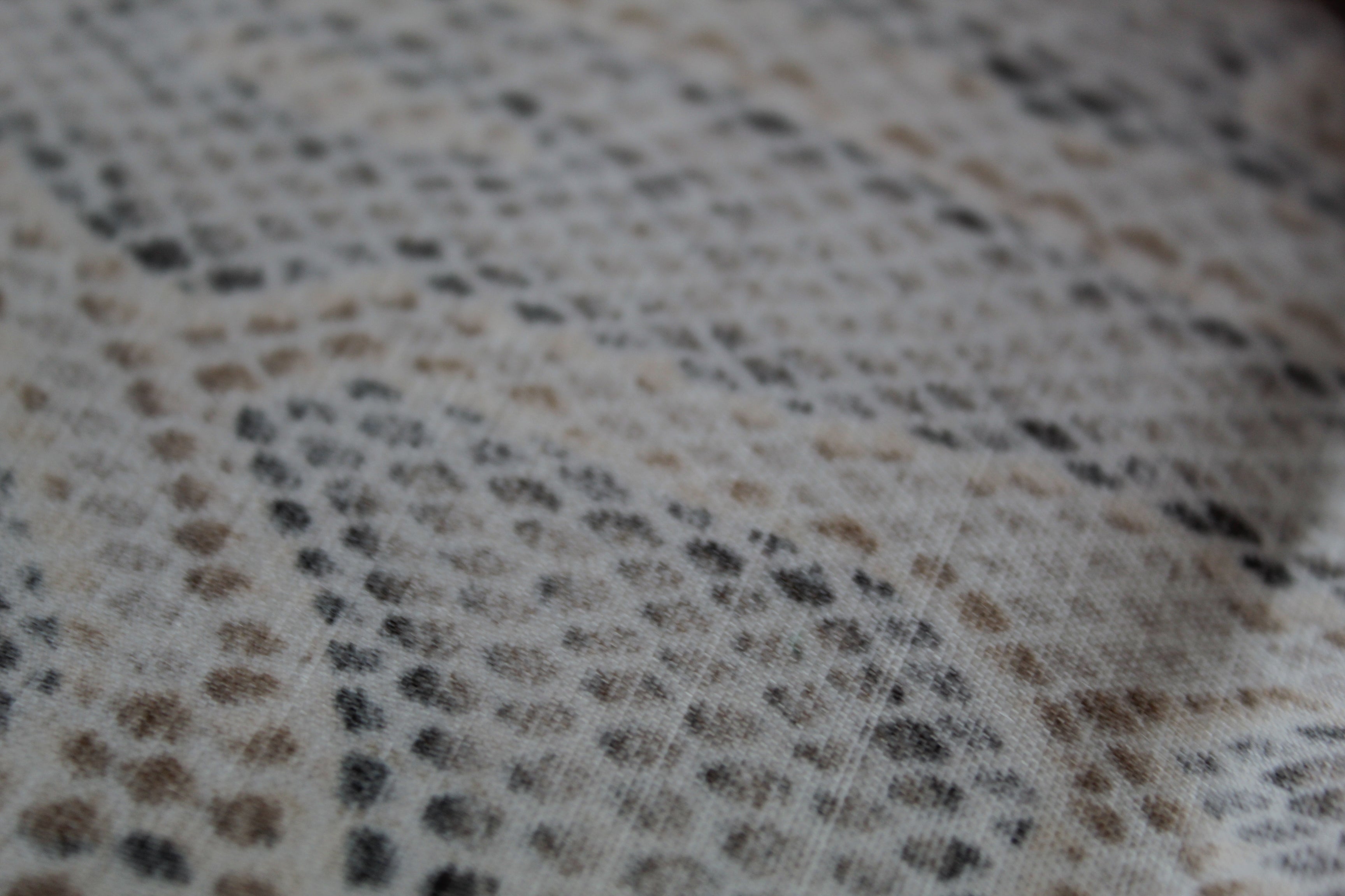 2 Chutes  de tissu motif python – Beige & marron