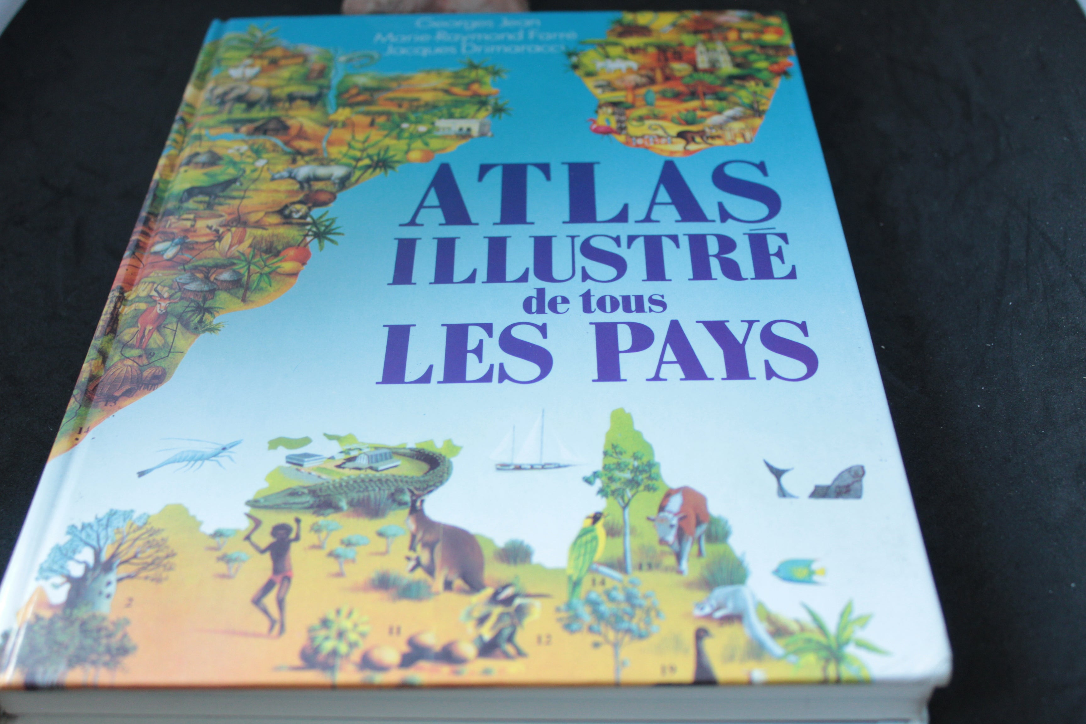 Atlas illustré de tous les pays