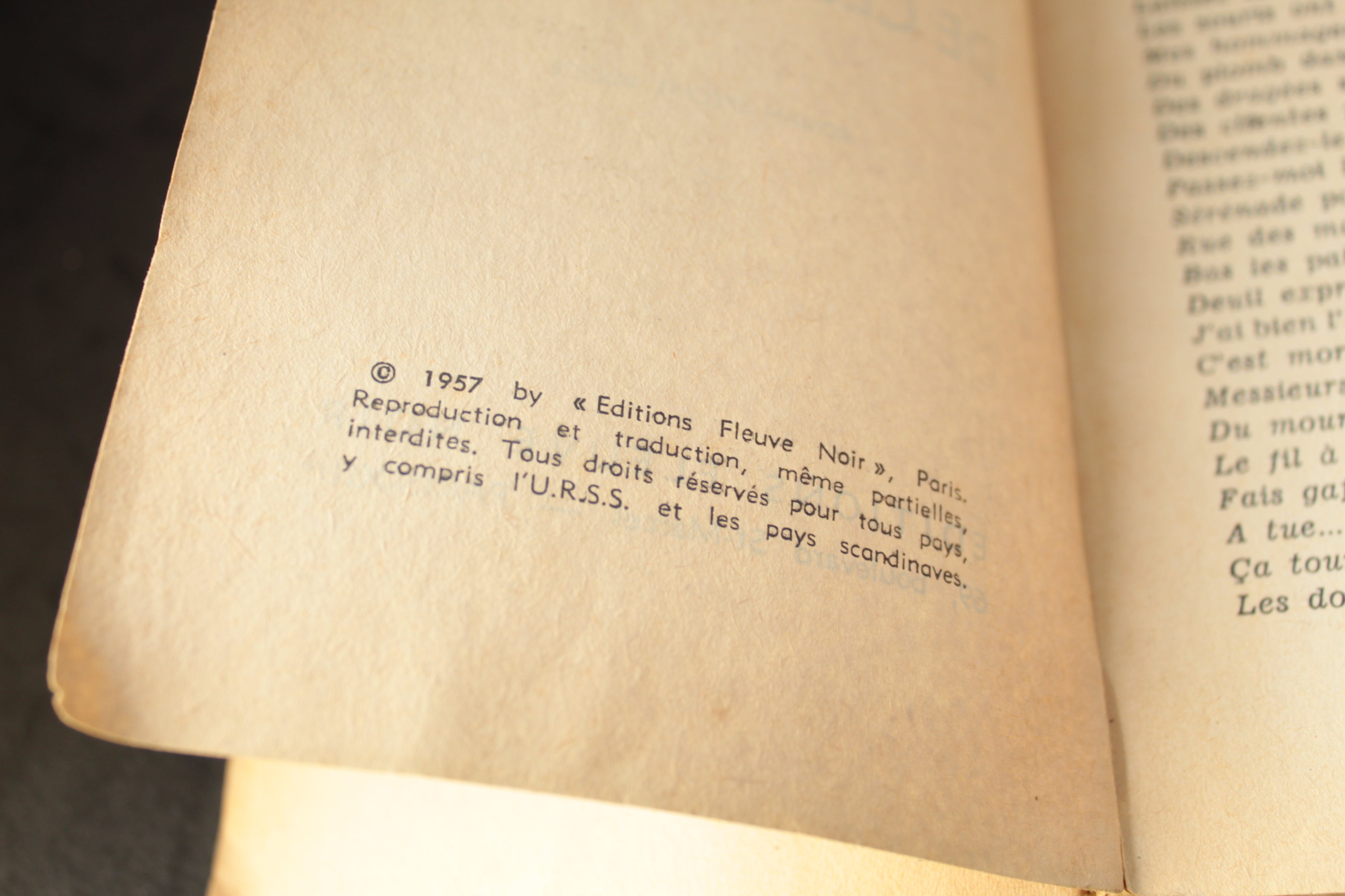 San-Antonio – Au suivant de ces messieurs – Édition originale 1957 – Fleuve Noir – Couverture Michel Gourdo